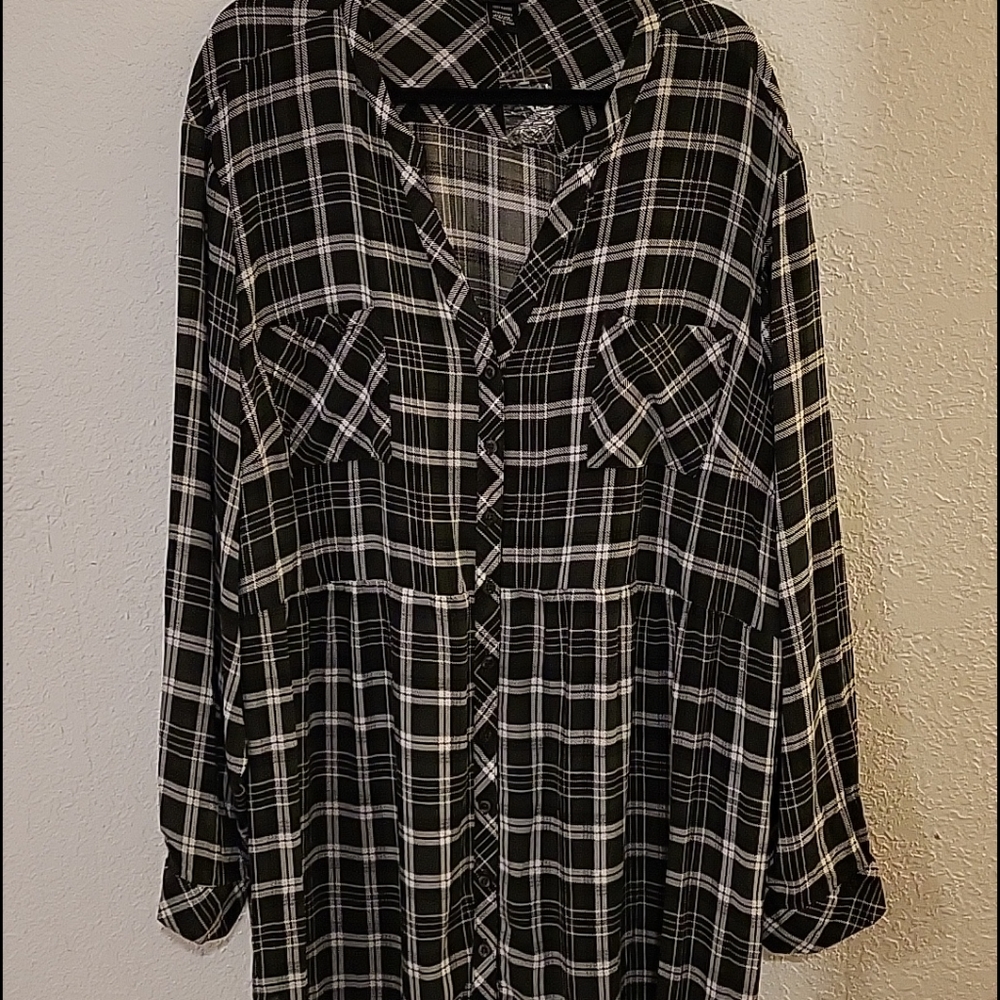 Torrid blouse NWOT